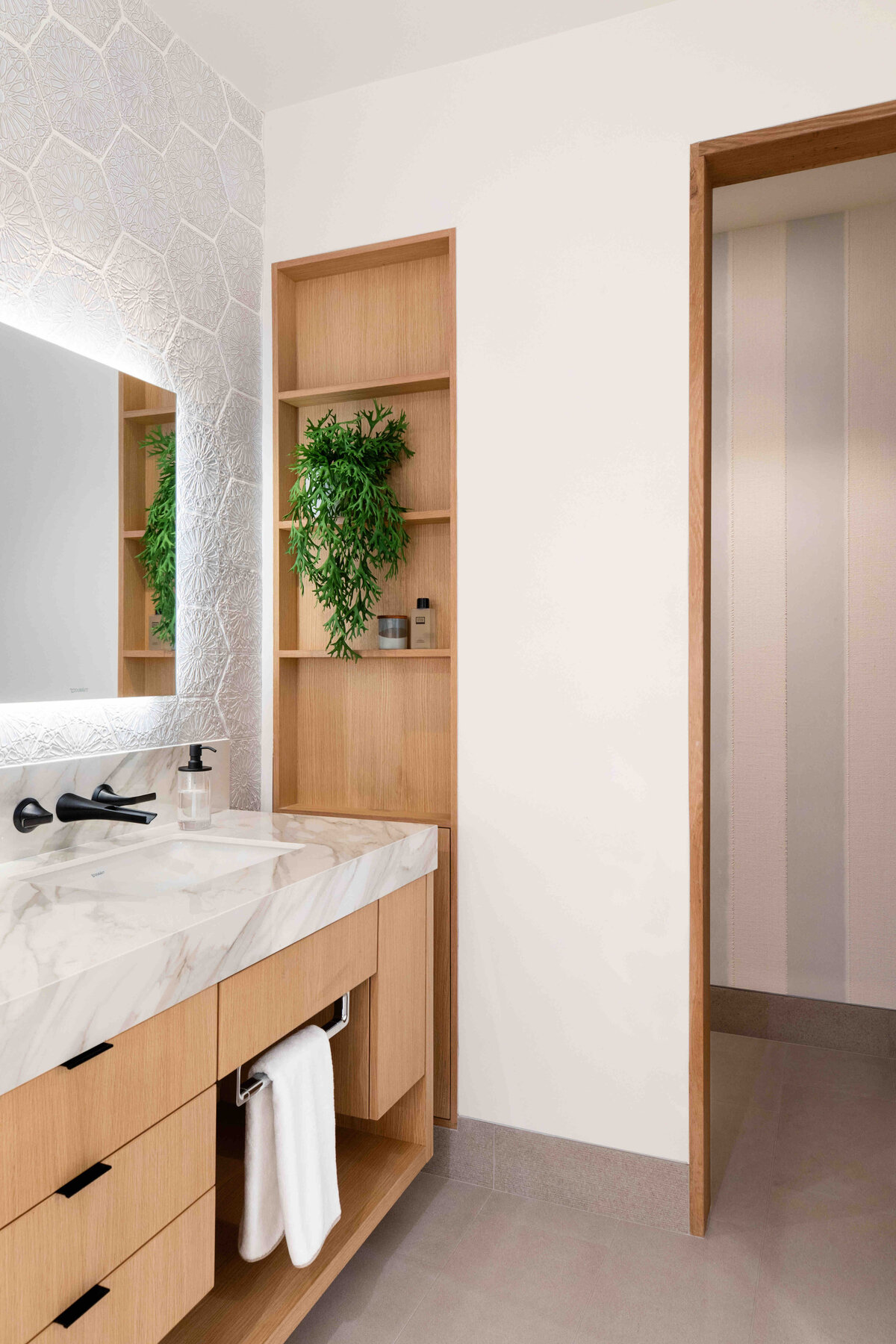 Elegant Shell 16